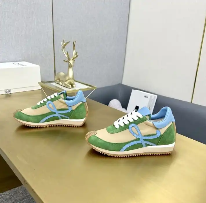 hype Loewe Sneakers