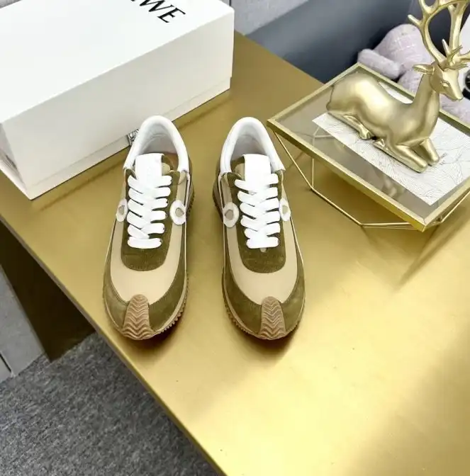 hype Loewe Sneakers