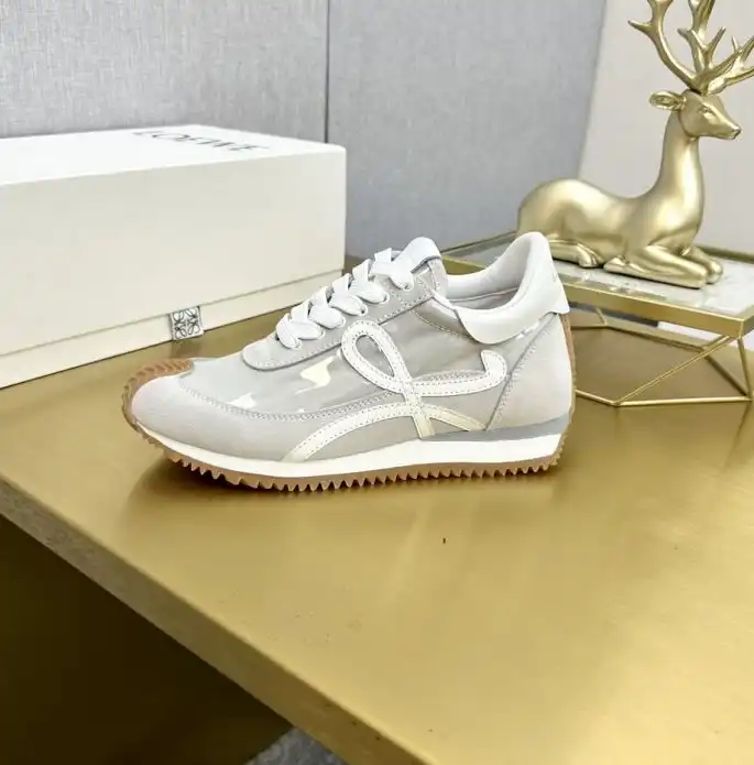 hype Loewe Sneakers