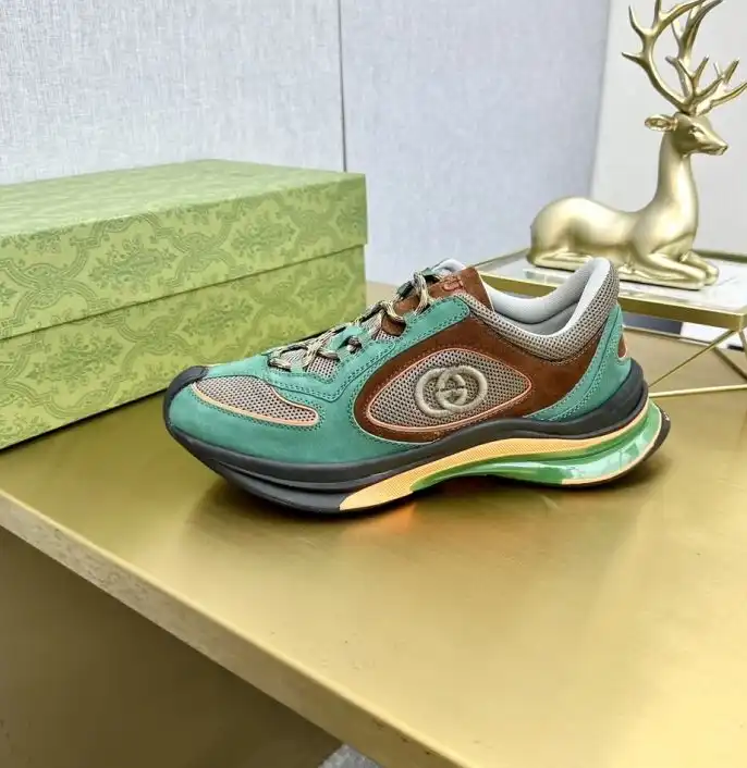 hype Gucci Sneakers