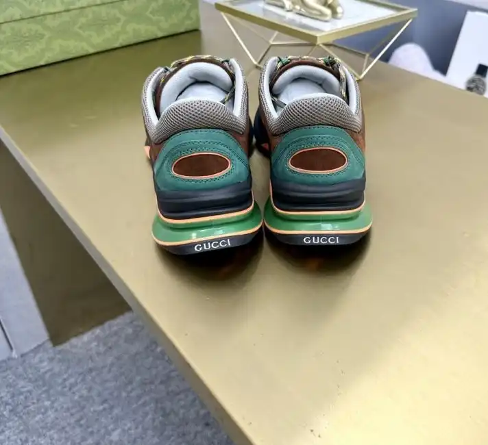 hype Gucci Sneakers