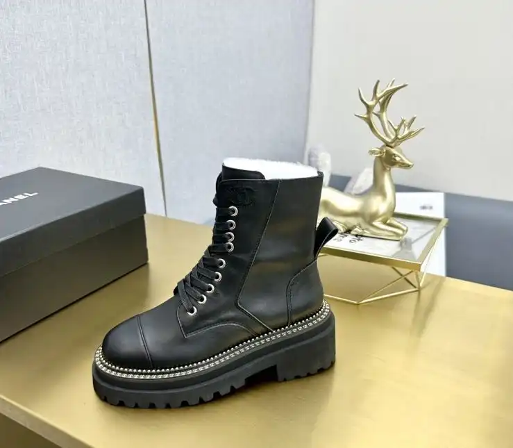 hype Chanel Boots