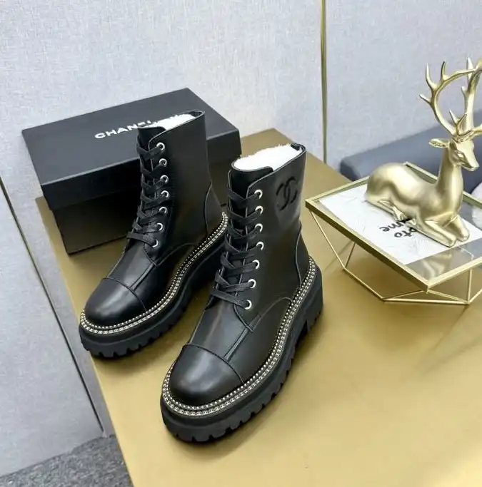 hype Chanel Boots