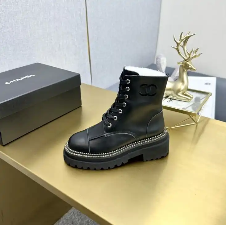 hype Chanel Boots