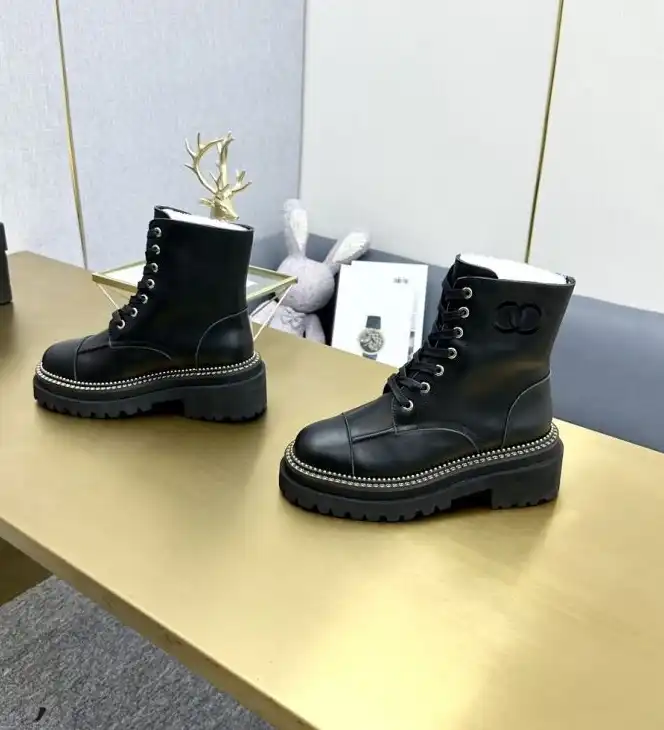 hype Chanel Boots