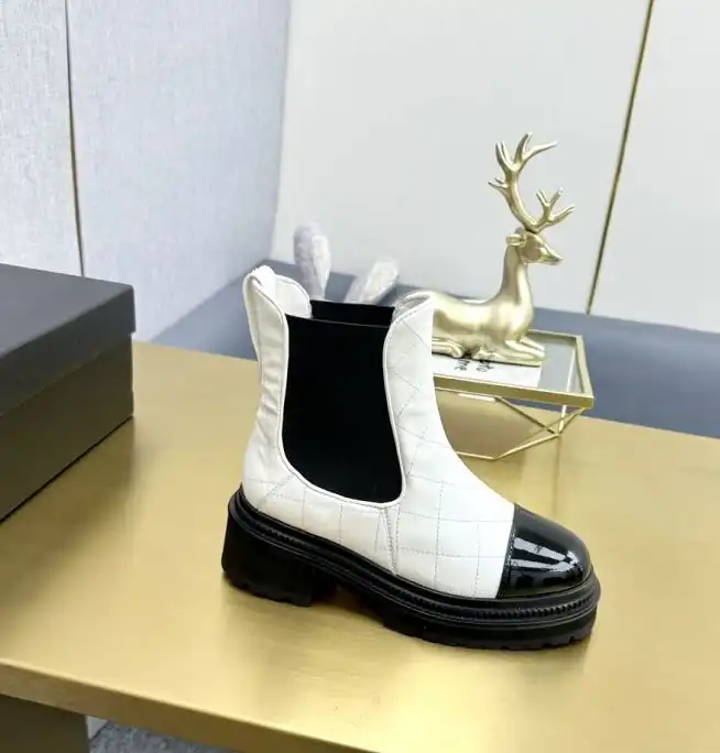 hype Chanel Boots