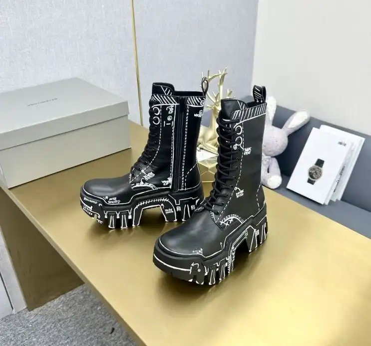 hype Balenciaga Boots