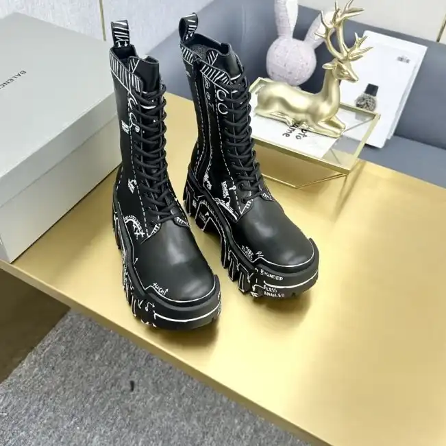 hype Balenciaga Boots