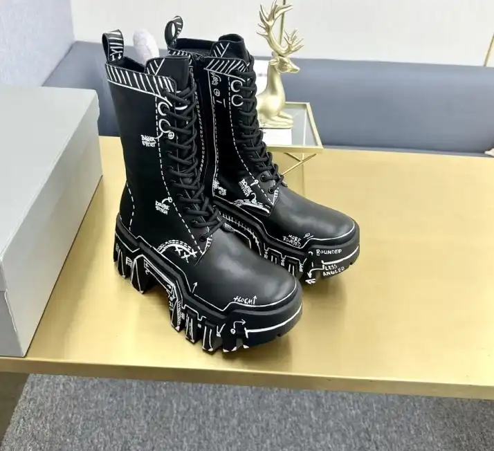 hype Balenciaga Boots