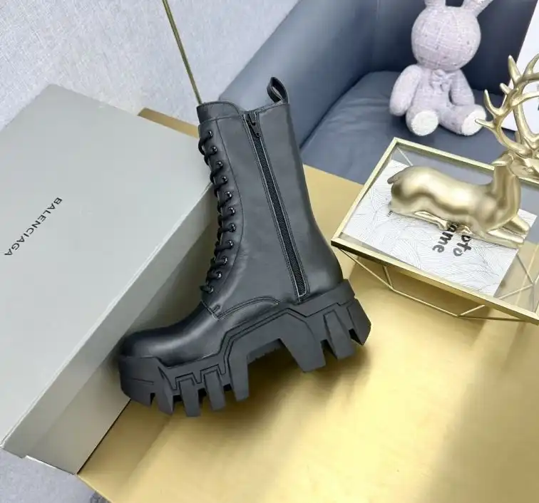 hype Balenciaga Boots