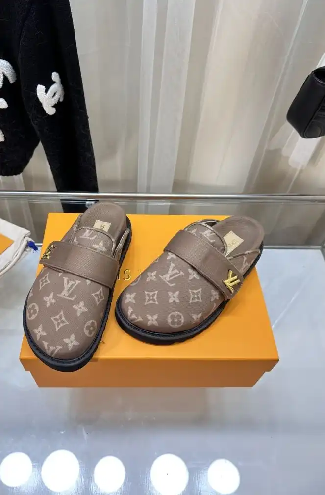 hype LV Slippers