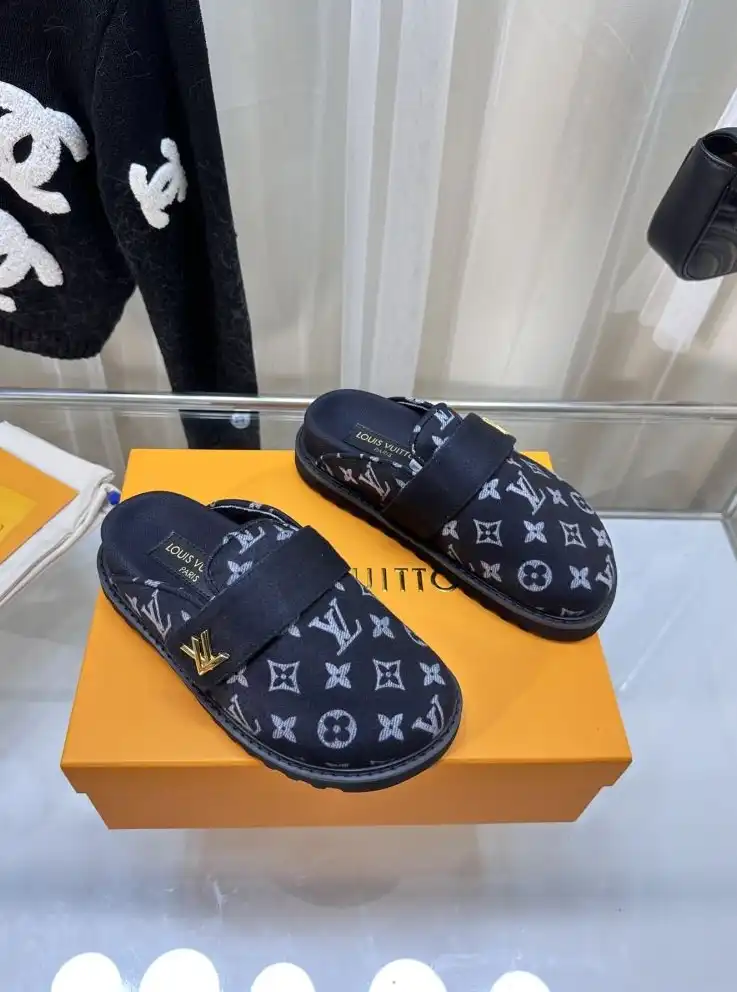 hype LV Slippers