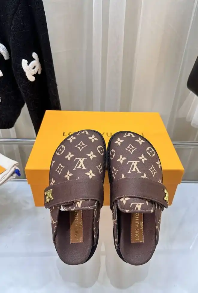 hype LV Slippers