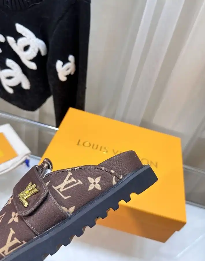 hype LV Slippers