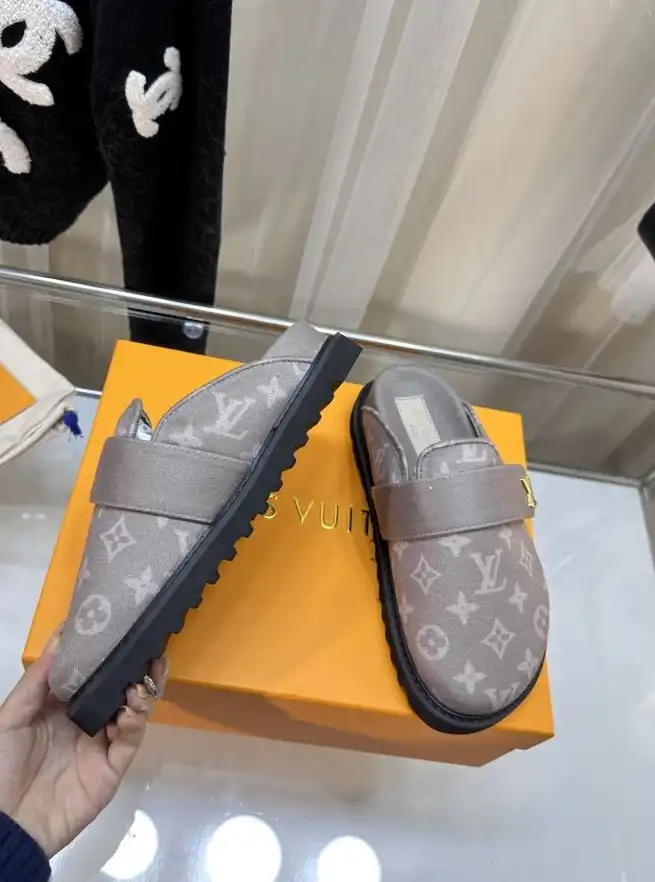 hype LV Slippers