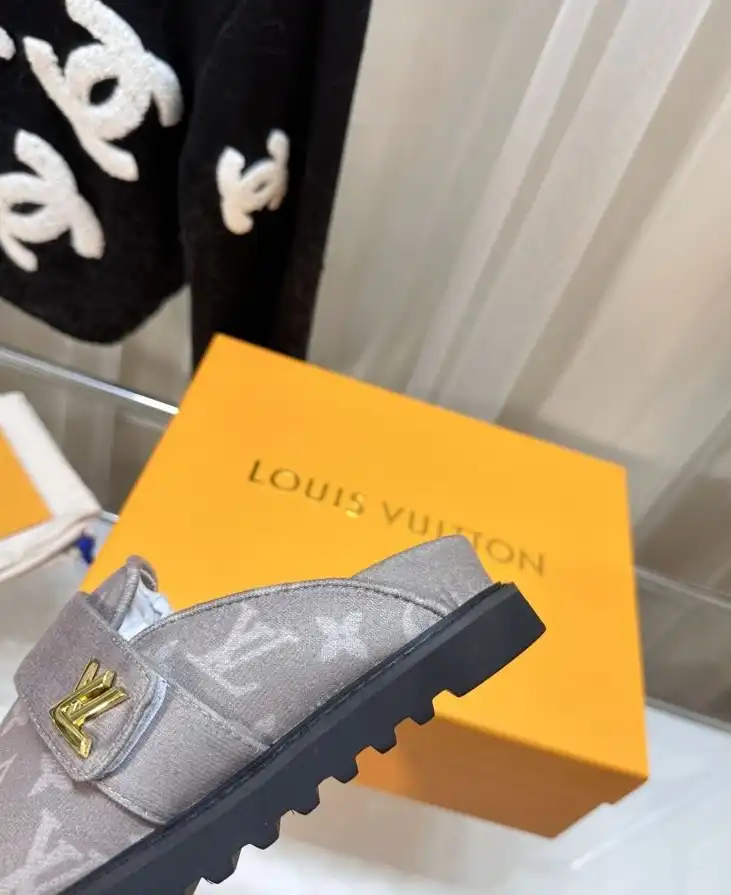 hype LV Slippers