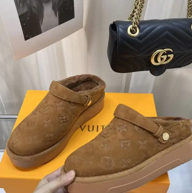 hype LV Slippers