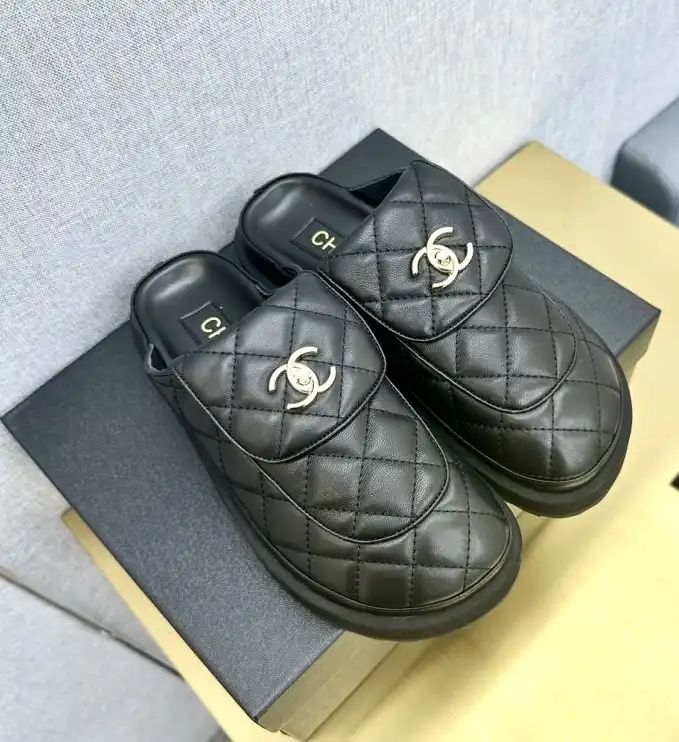 hype Chanel Slippers