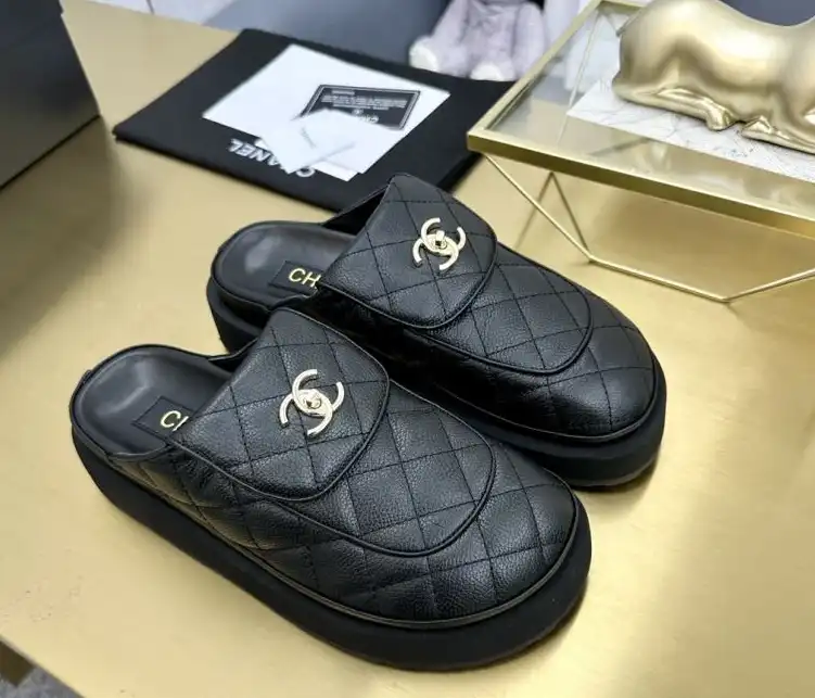 hype Chanel Slippers