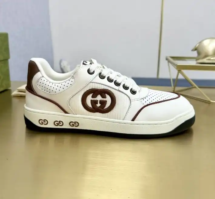 hype Gucci Sneakers