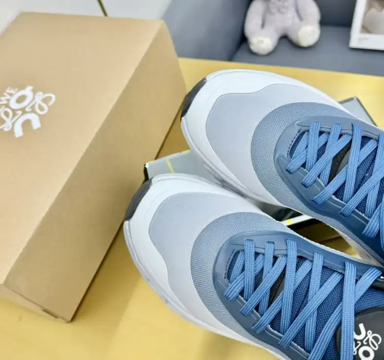 hype Loewe Sneakers