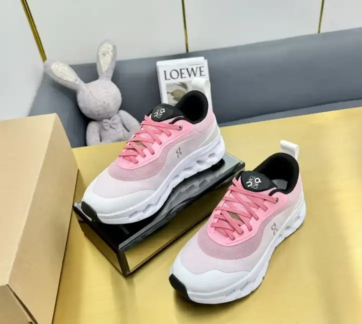 hype Loewe Sneakers