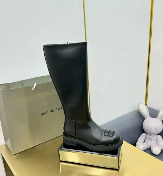 hype Balenciaga Boots