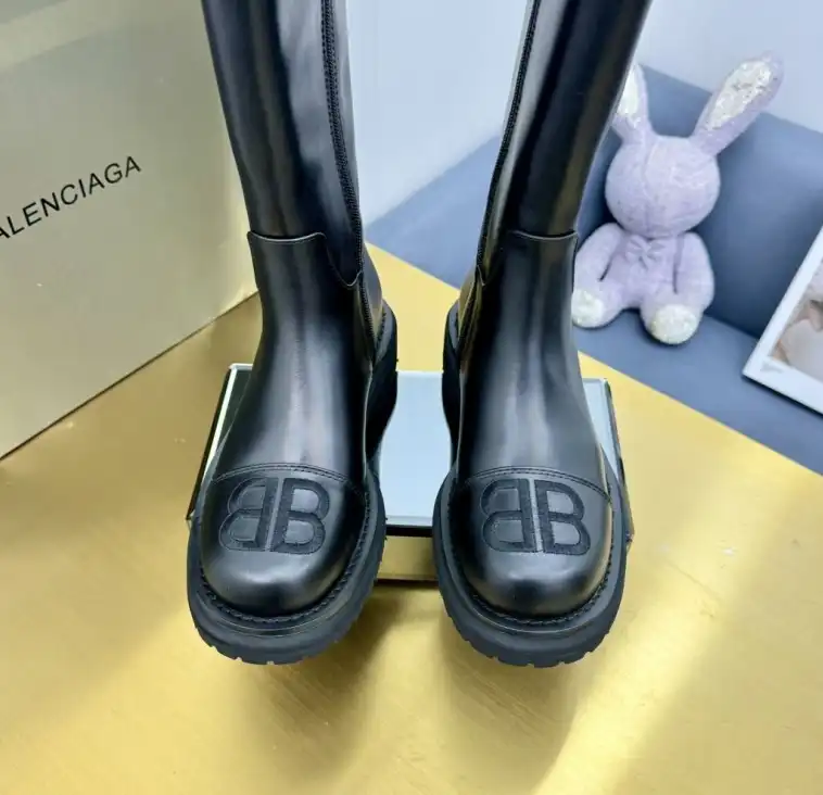 hype Balenciaga Boots