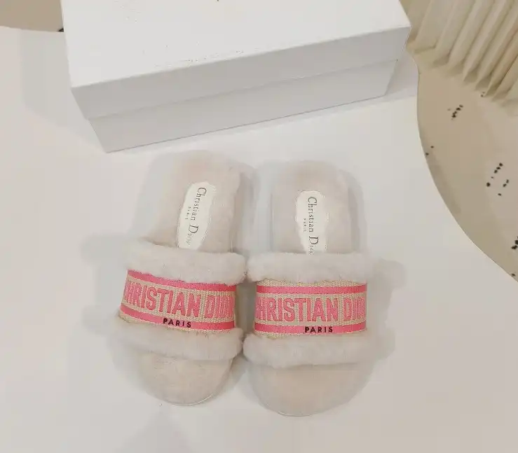 hype Christian Dior Slippers