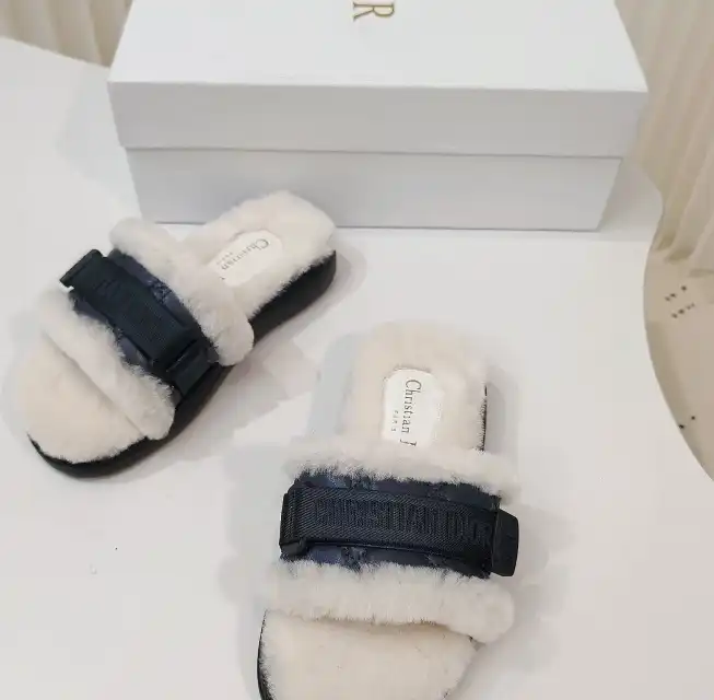 hype Christian Dior Slippers