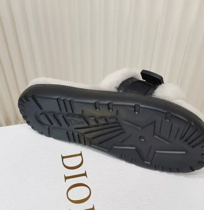 hype Christian Dior Slippers