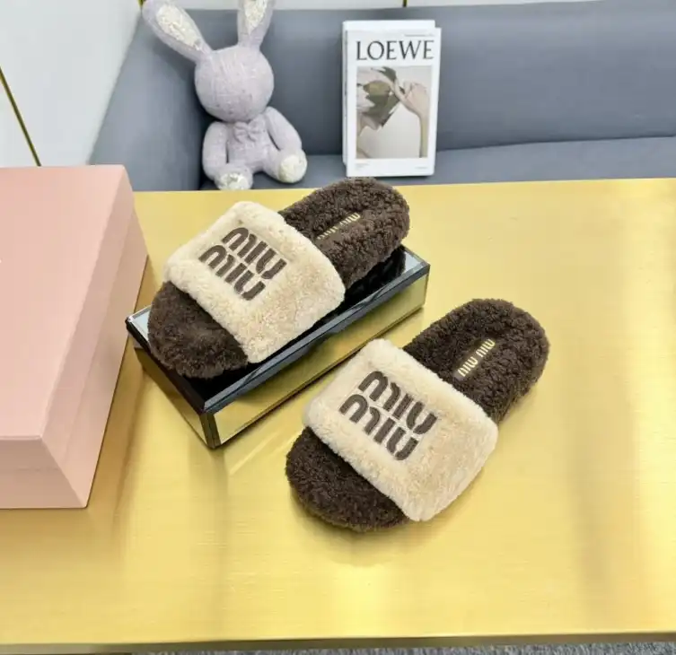 hype Miu Miu Slippers