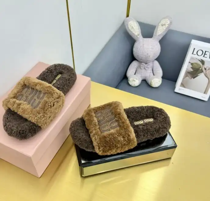 hype Miu Miu Slippers