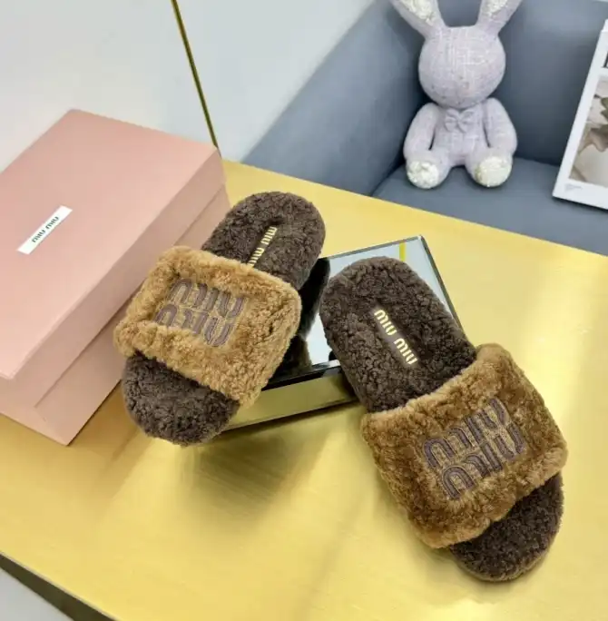 hype Miu Miu Slippers