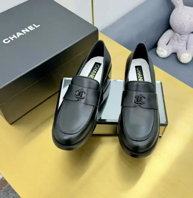 hype Chanel Boots