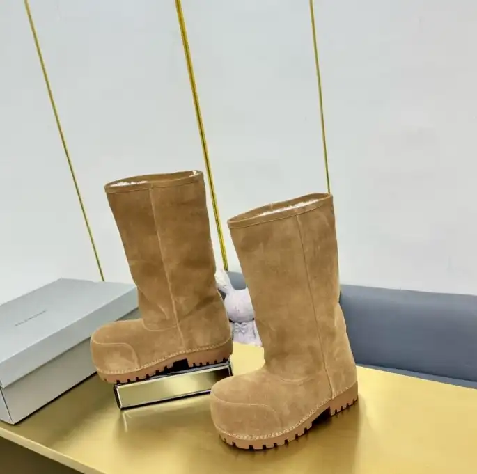 hype Balenciaga Boots