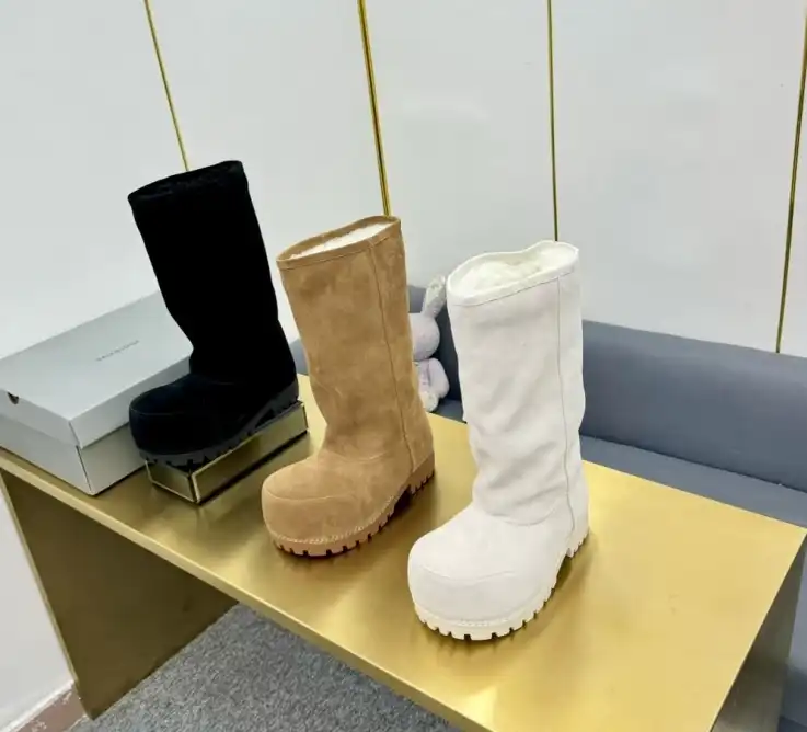 hype Balenciaga Boots