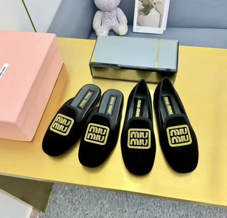 hype Miu Miu Slippers