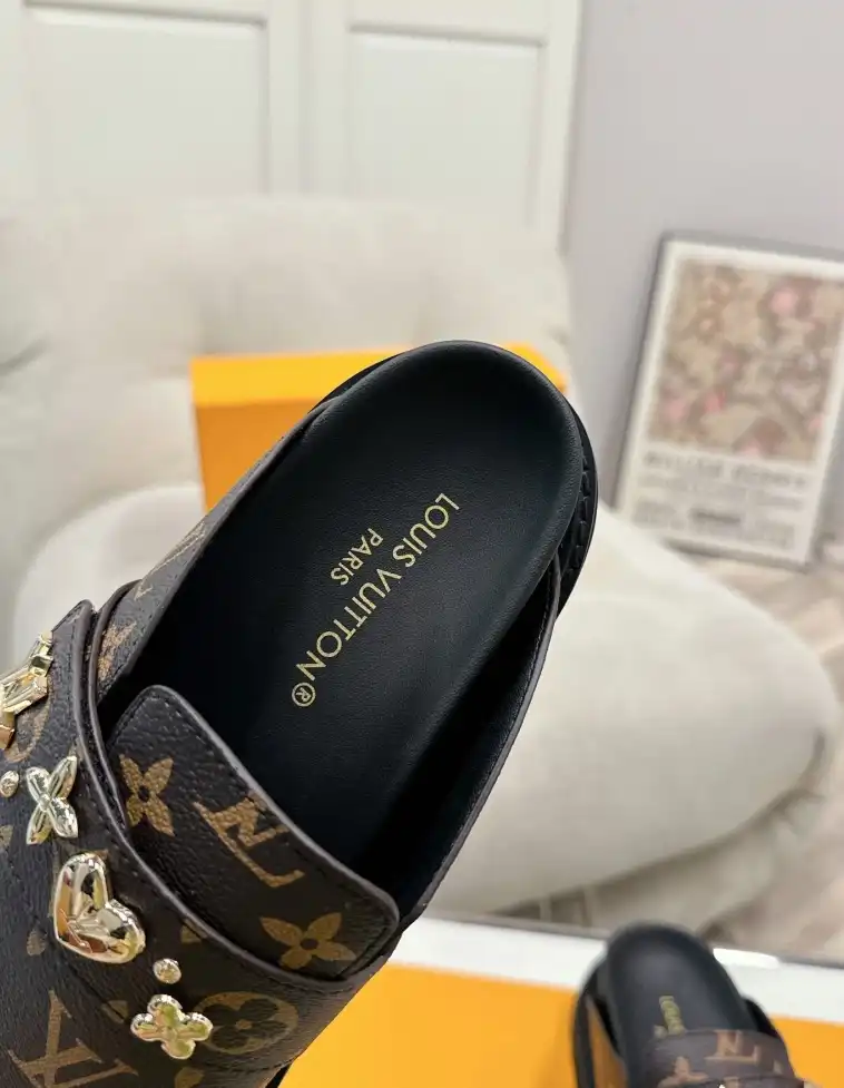 hype LV Slippers