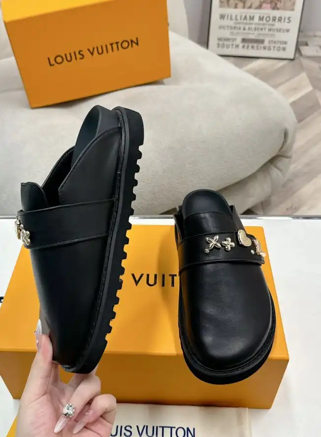 hype LV Slippers