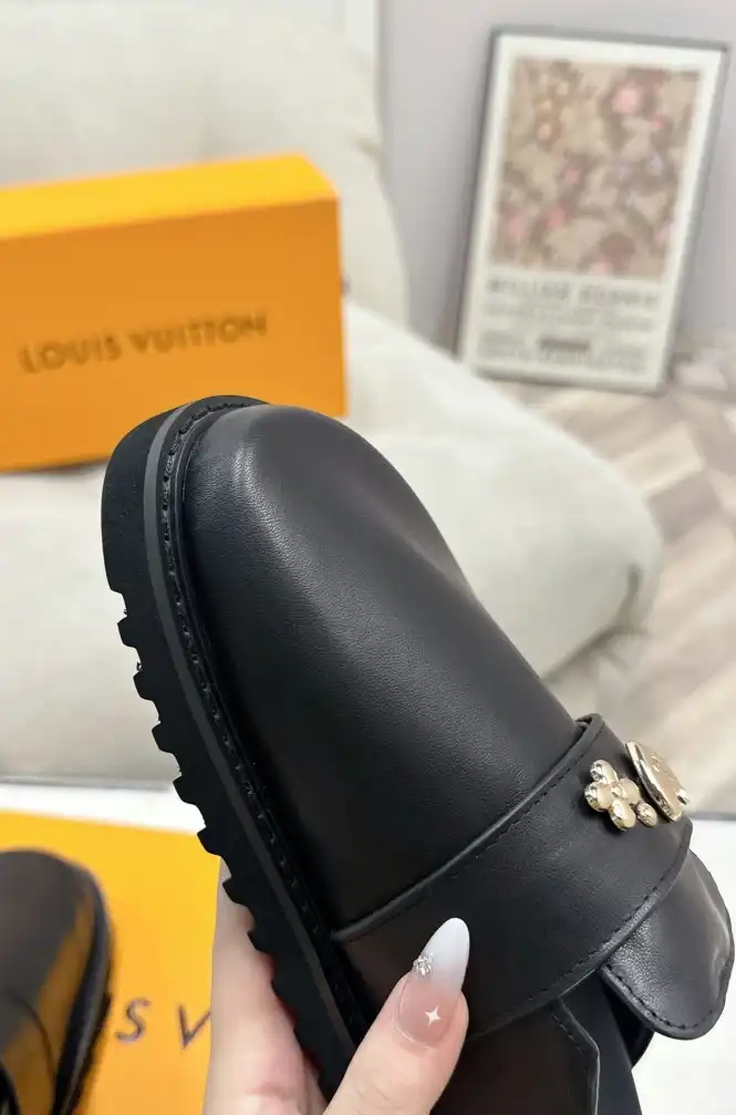 hype LV Slippers