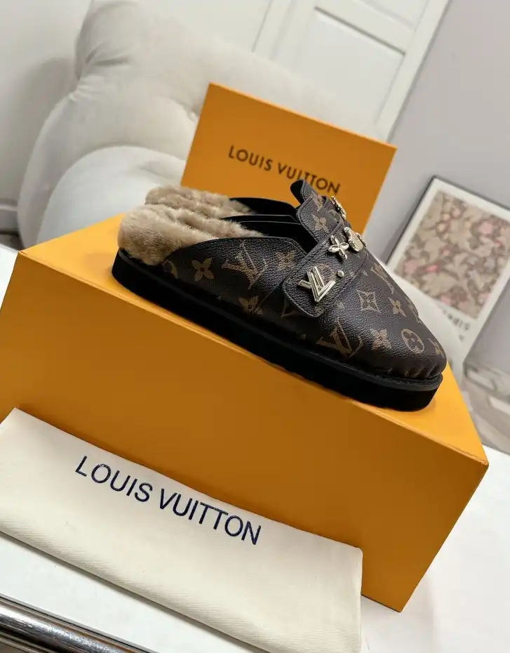 hype LV Slippers