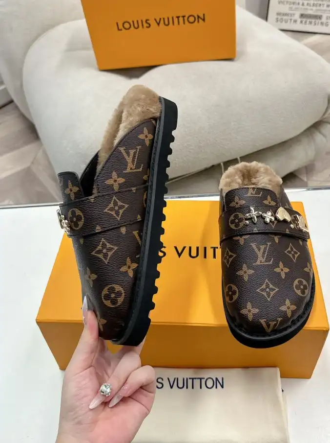 hype LV Slippers