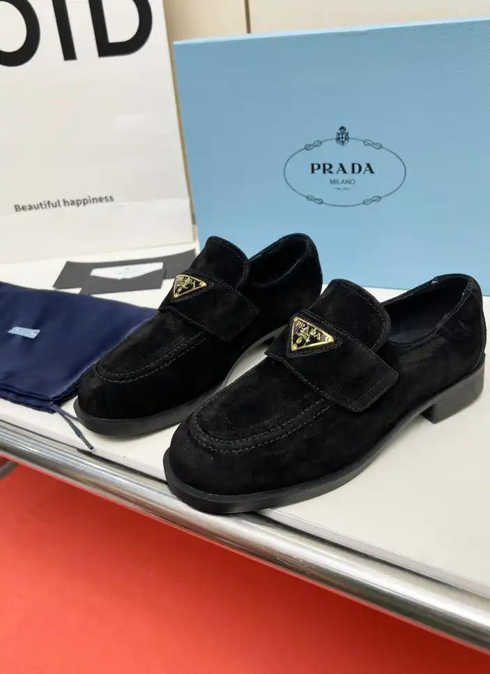 hype Prada Leather Shoes