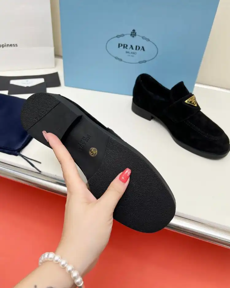 hype Prada Leather Shoes