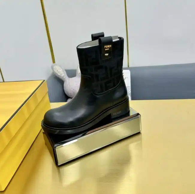 hype Fendi Boots