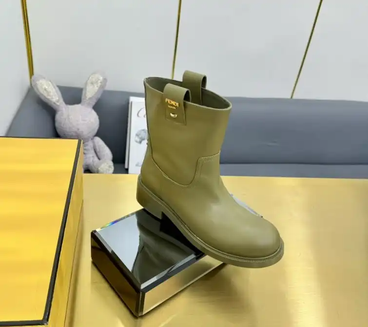 hype Fendi Boots