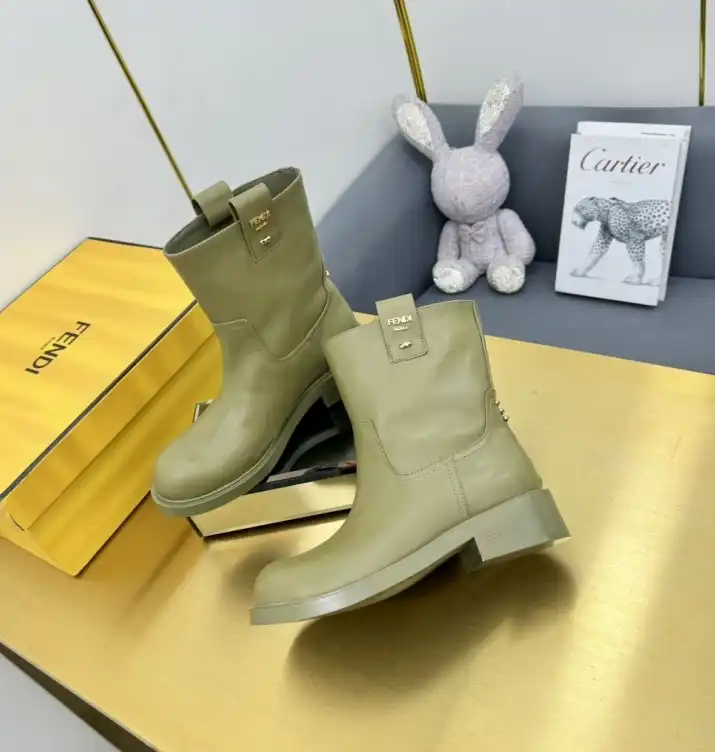 hype Fendi Boots