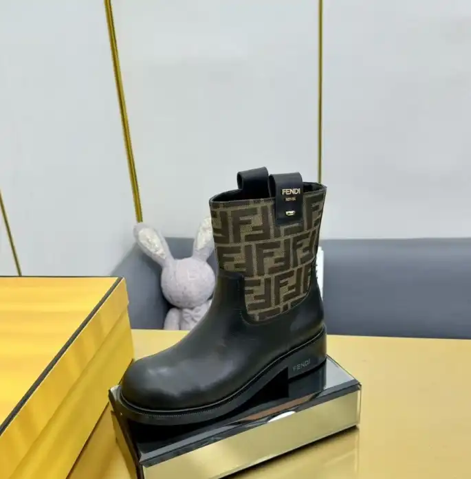 hype Fendi Boots