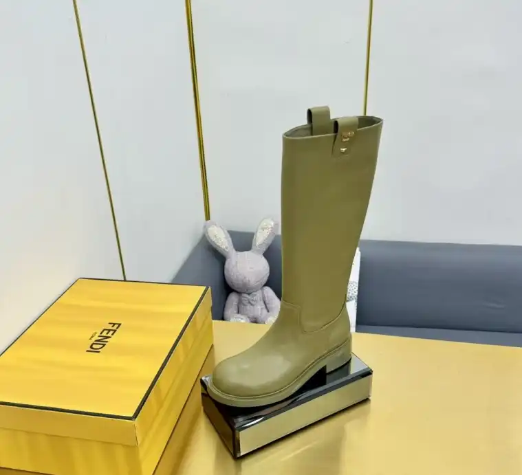 hype Fendi Boots